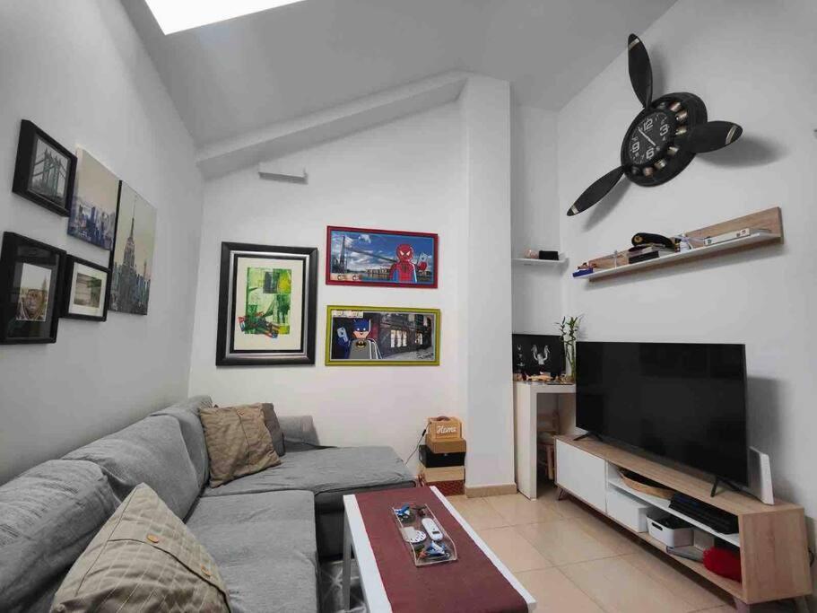 Apartamento Recien Reformado En Barajas Pueblo Madrid Extérieur photo